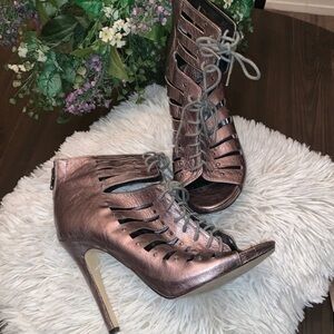 DOLCE VITA PEEP TOE LACE UP STILETTO BOOTIES BRONZE SIZE 8.5